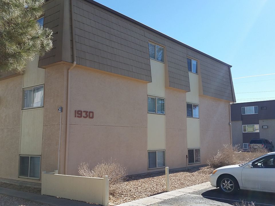 2nd image of 1930 Vinewood Ln APT 1