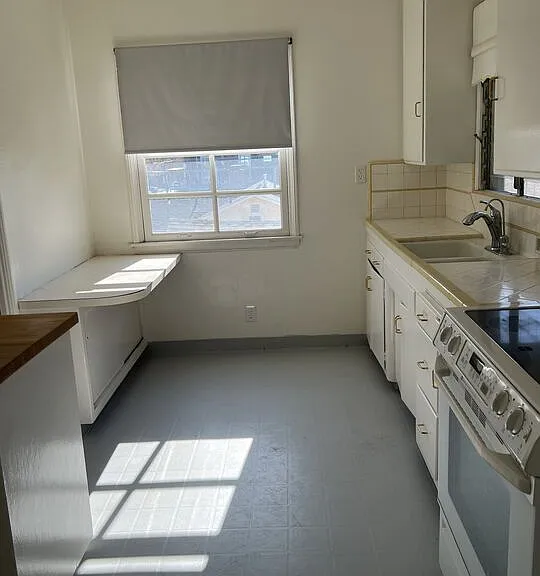 2625 Cardiff Ave — Photo 12