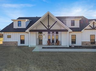 105 Proctor Ln, Decatur, TX 76234