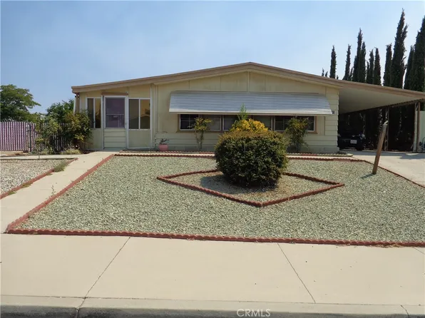 16285 Camelback Dr, Victorville, CA 92395