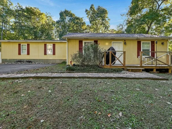 117 S Hurricane Rd, Rocky Face, GA 30740