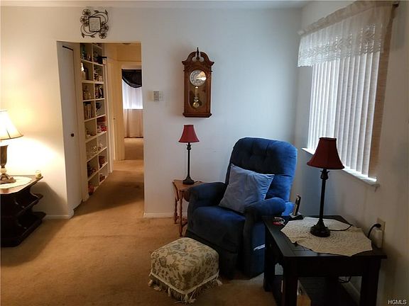 4th image of 57 Sycamore Dr