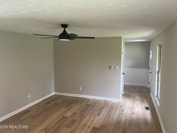 4th image of 7200 Arlie Dr