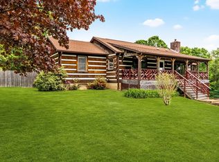 22 Lyon Hill Rd, Chester, MA 01011