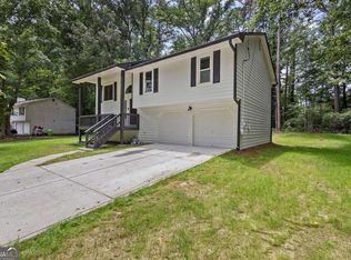 2152 Cedar Creek Ln, Lithia Springs, GA 30122