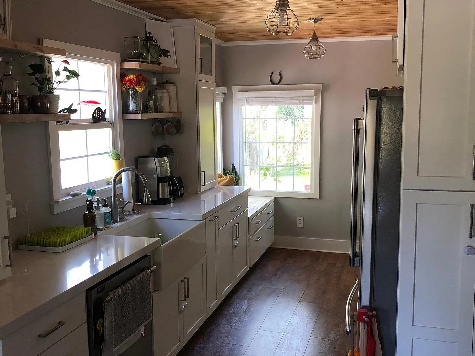 1644 Oak St — Photo 4