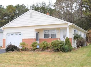 395 Costa Mesa Dr, Toms River, NJ 08757