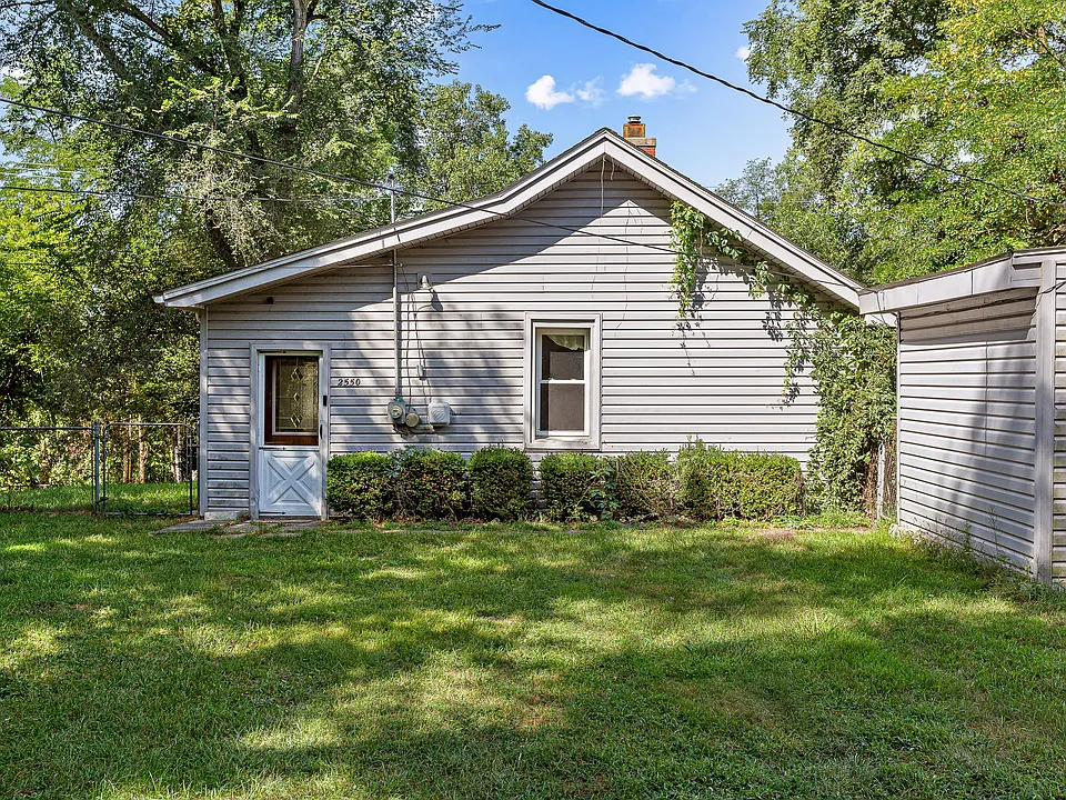 2550 Loon Lake Rd