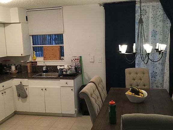 4th image of 5991 SW 69th St #86