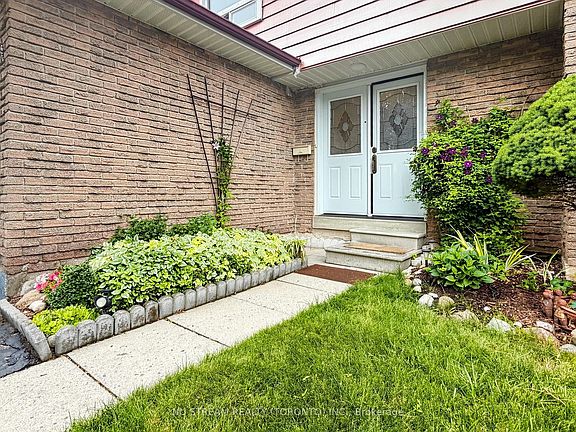 4th image of 54 Ashridge Dr