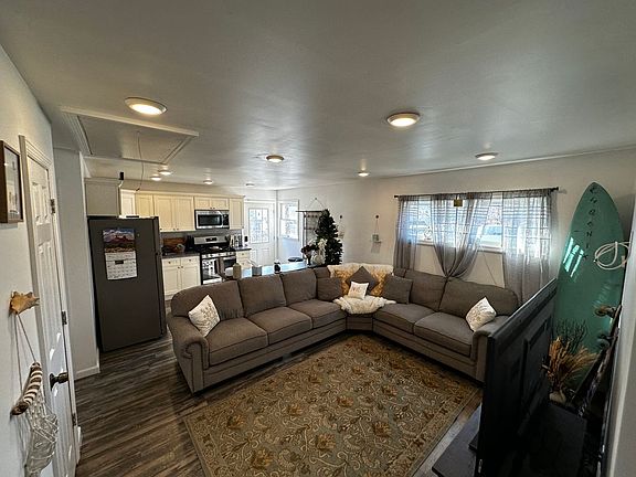 5th image of 7 Lori Ct