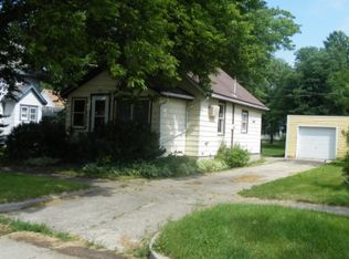 261 E Morgan St, Tracy, MN 56175