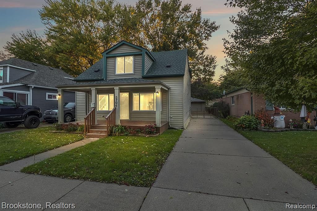 5704 Huron St, Dearborn Heights, MI 48125 MLS 20230087606 Zillow