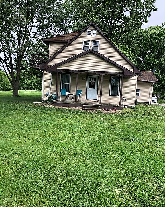 1st image of 437 Lakecrest Trl