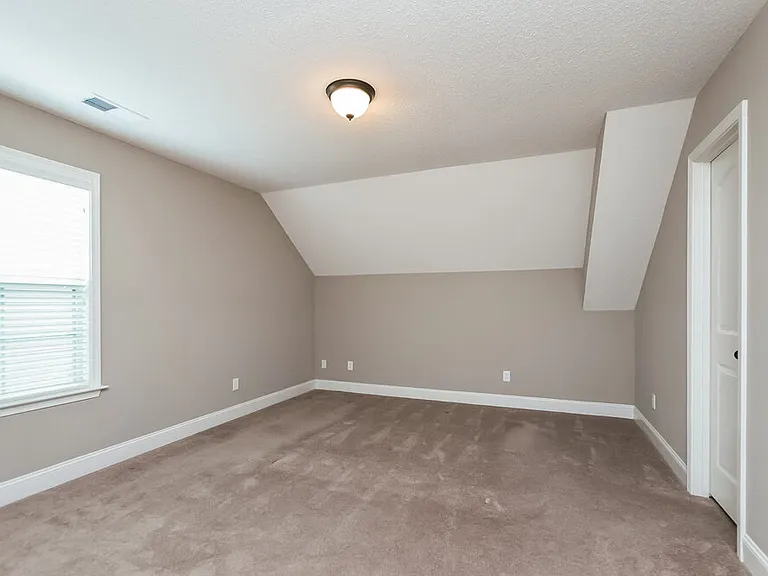 1367 Arbor Lake Dr — Photo 9