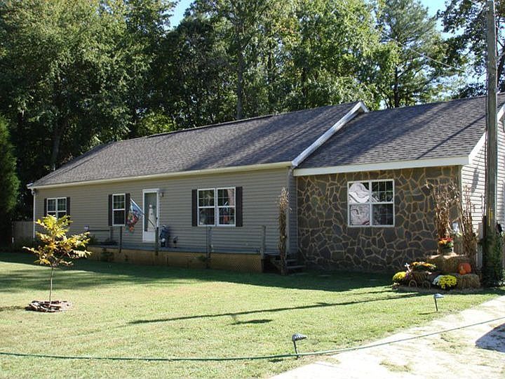 1st image of 34130 Oak Dr