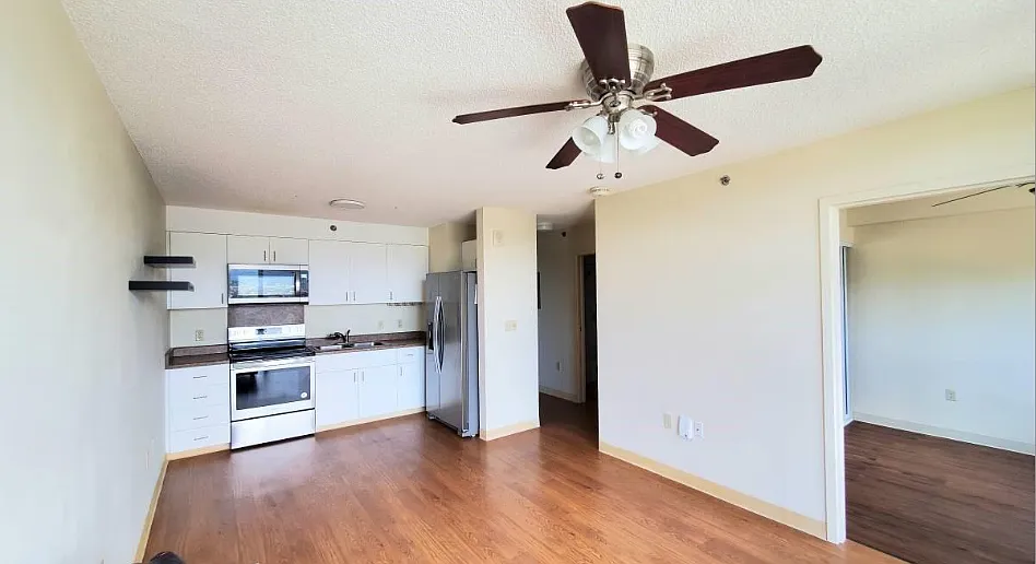 94-979 Kau'Olu Place — Photo 2