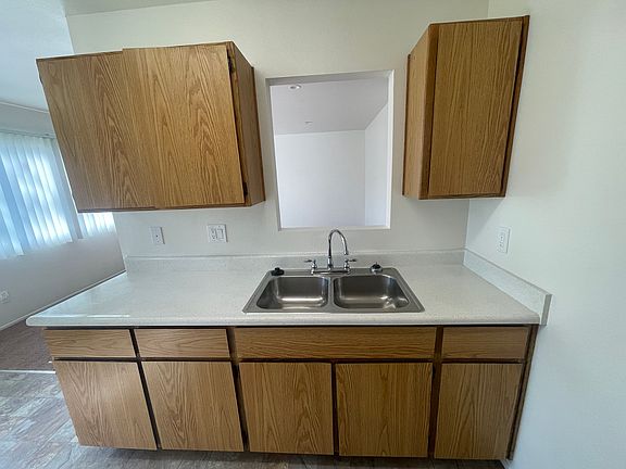 3rd image of 4114 Camino De La Plz Unit 27