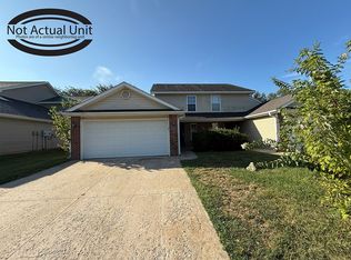 7410 Noah Ct, Columbia, MO 65202