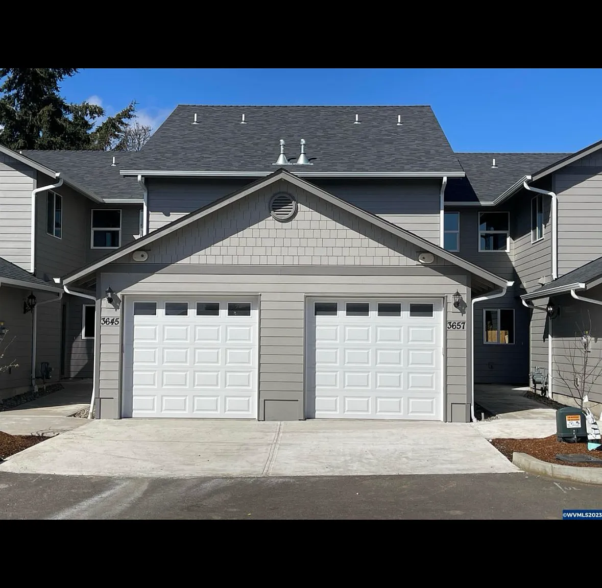 3645 Peter Ln — Photo 1