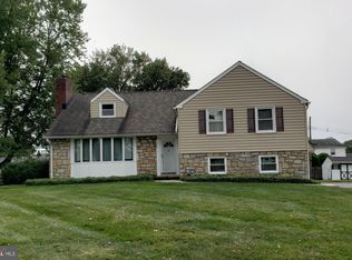 1950 Byrd Dr, Norristown, PA 19403