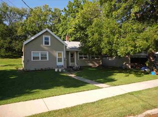 227 W Main St, Merrimac, WI 53561