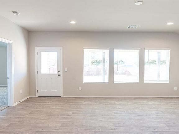 5th image of 3502 Molly Dr
