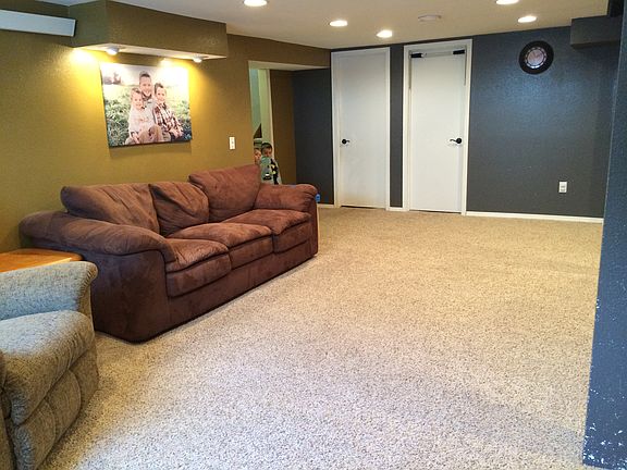 Spacious family room in bsmt