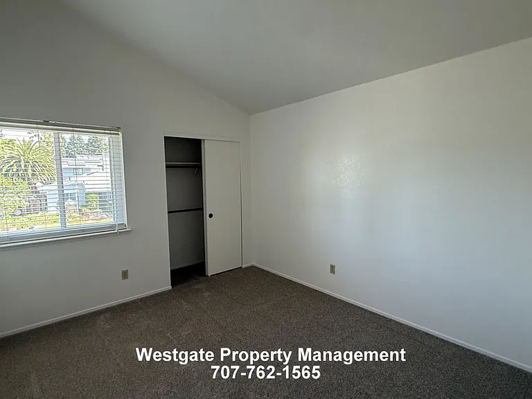 1604 Cerro Sonoma Cir — Photo 17