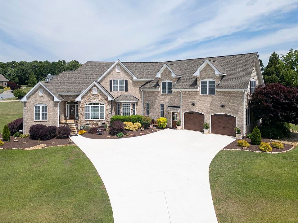 1st image of 38 Shore Vista Ln