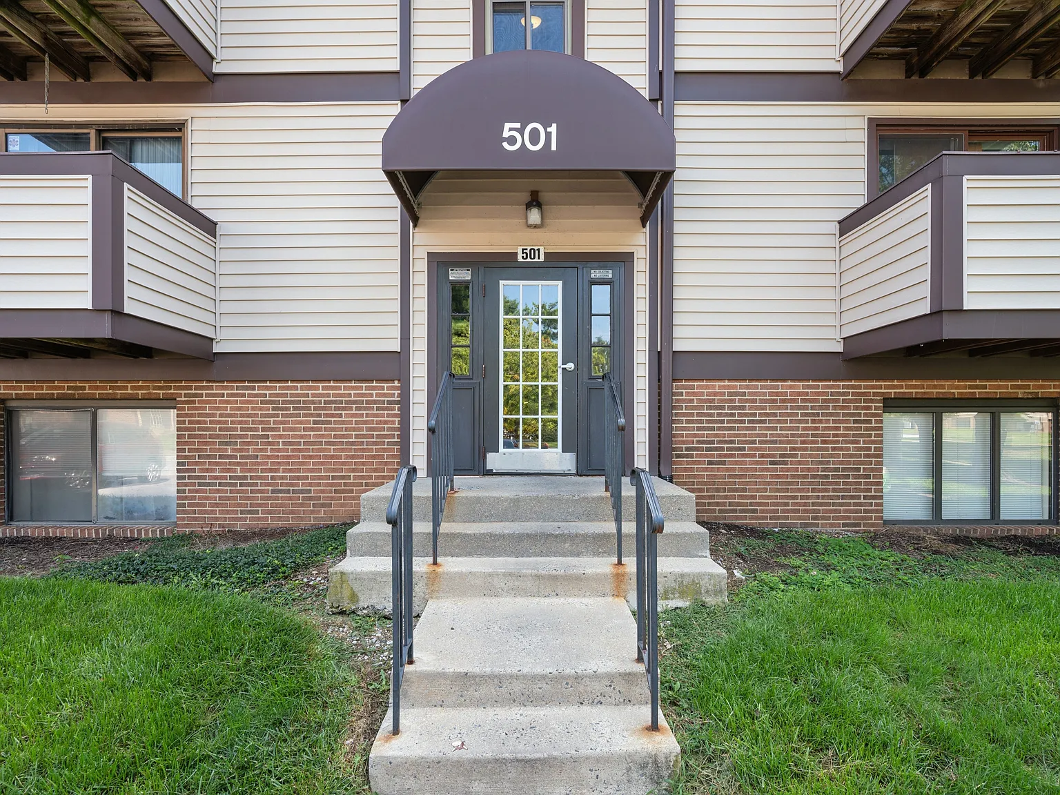 501 Heather Ridge Drive - D — Photo 2