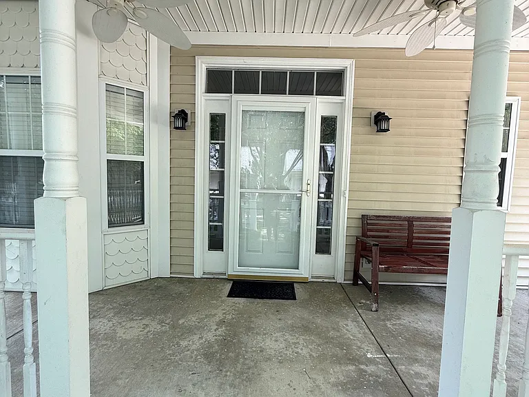 1365 Honey Locust Ct — Photo 5