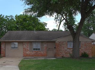 14211 Bathurst Dr, Houston, TX 77045