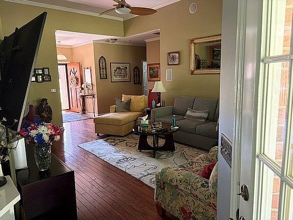 5th image of 12 Oak Park Pl