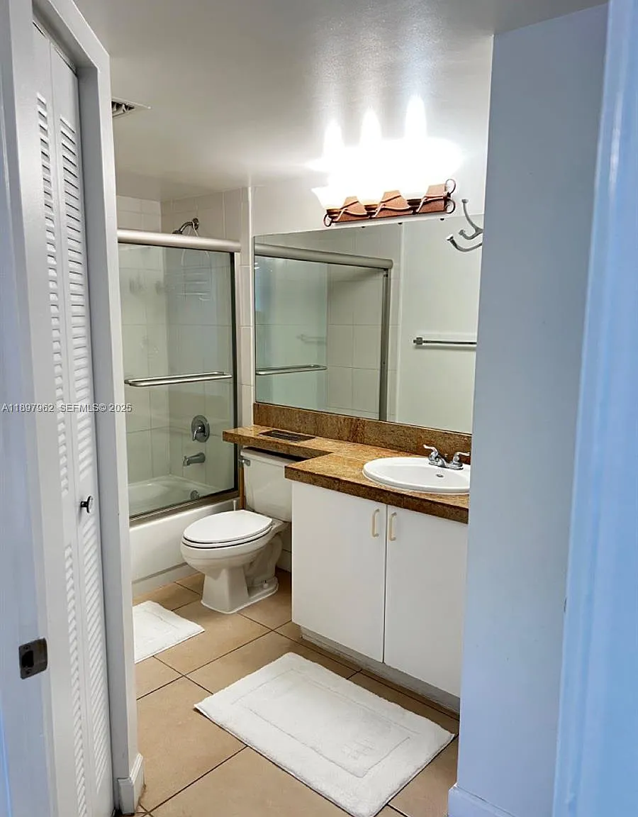 1 bed, 750 sqft, $2,500 — Photo 2