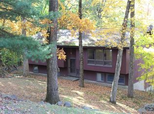 19 Lakeview Ter, Amawalk, NY 10501