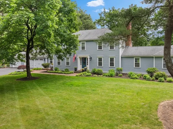 21 Decatur Ln, Wayland, MA 01778