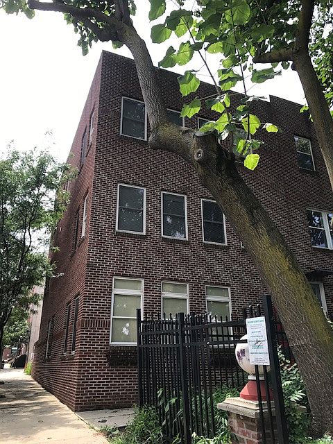 1st image of 916 N American St Unit A