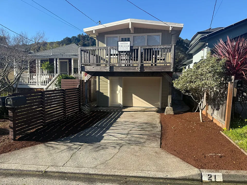 21 Palm Ave
