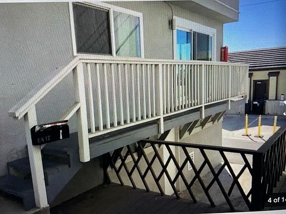 2nd image of 217 11th St APT A
