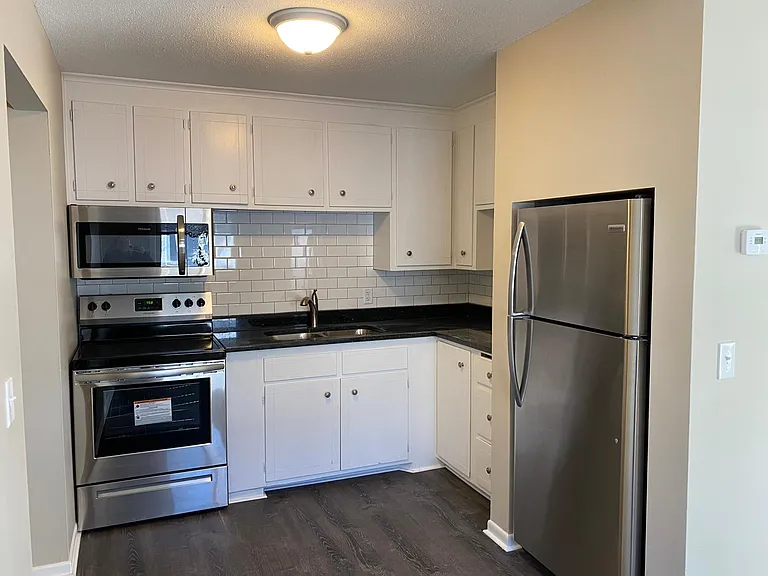 345 89th Ln NE #2 — Photo 4