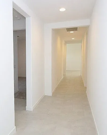 4427 N 94th Dr — Photo 15