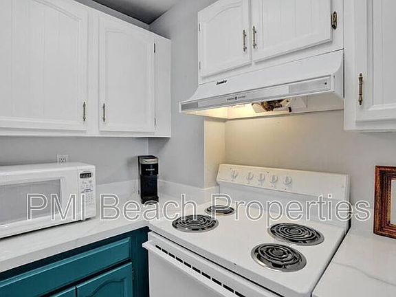 2nd image of 3031 N Ocean Blvd APT 1508