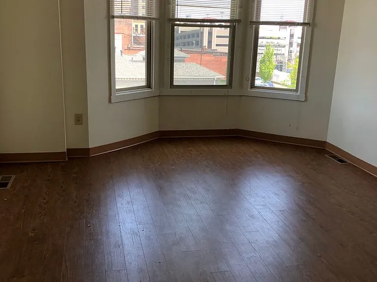1201 State St — Photo 1