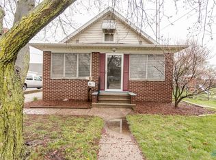 1141 Grasser St, Oregon, OH 43616