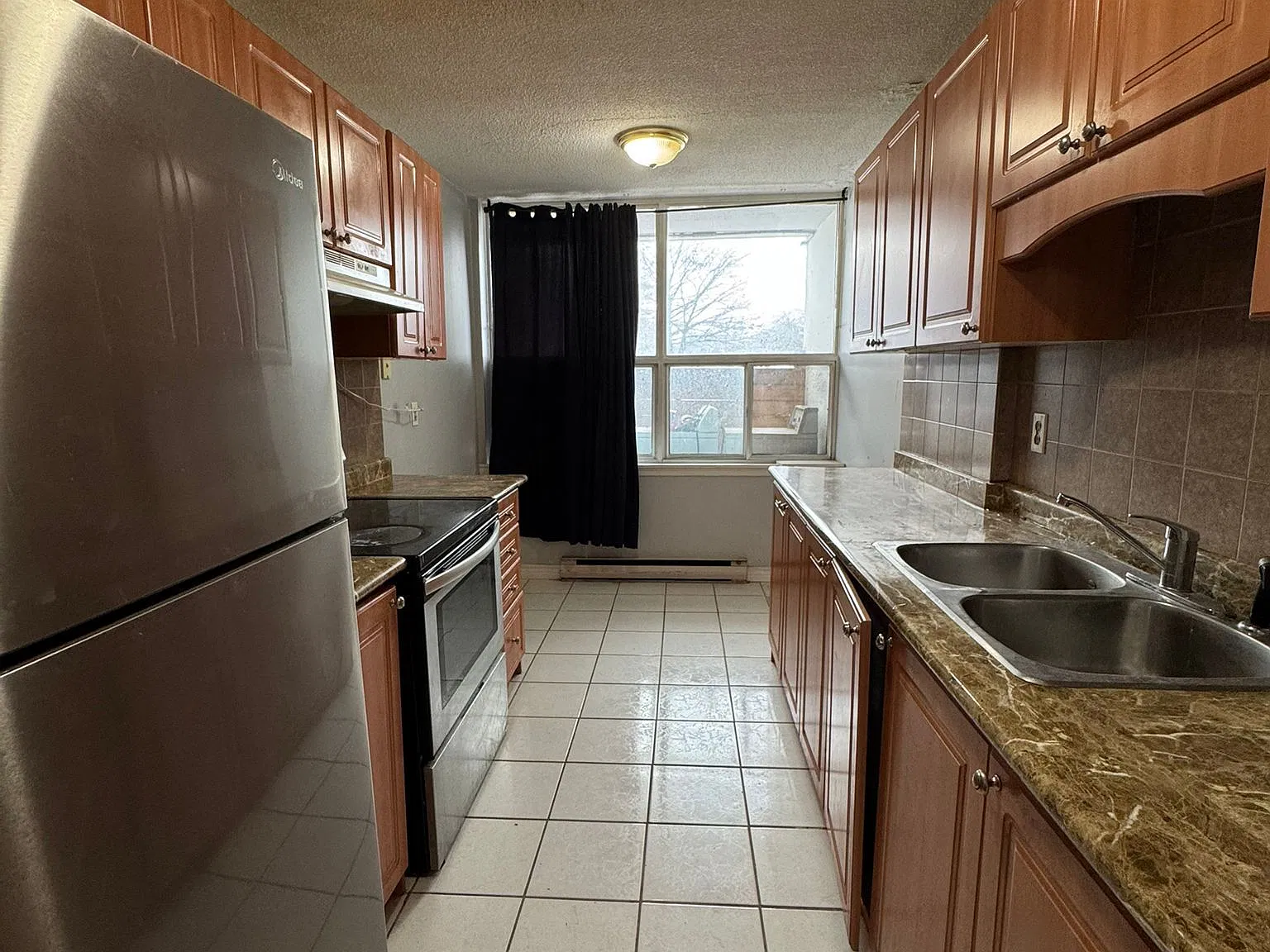 3 bed, $2,500 — Photo 4