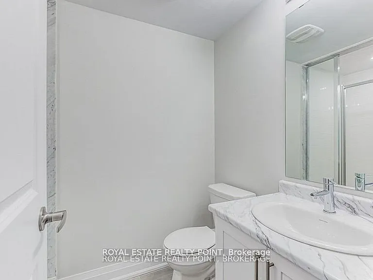 12 Creekbank Rd #UPPER — Photo 10