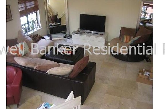 3rd image of 140 Jefferson Ave APT 14023