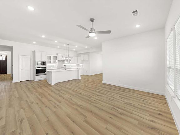 01_Parker Representative Photo