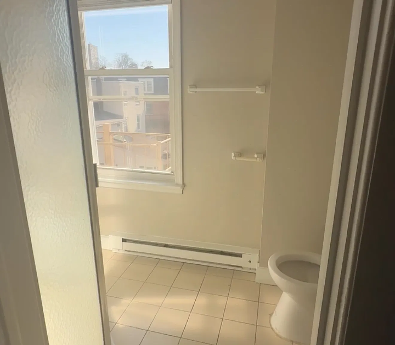 Studio, 292 sqft, $1,095 — Photo 3